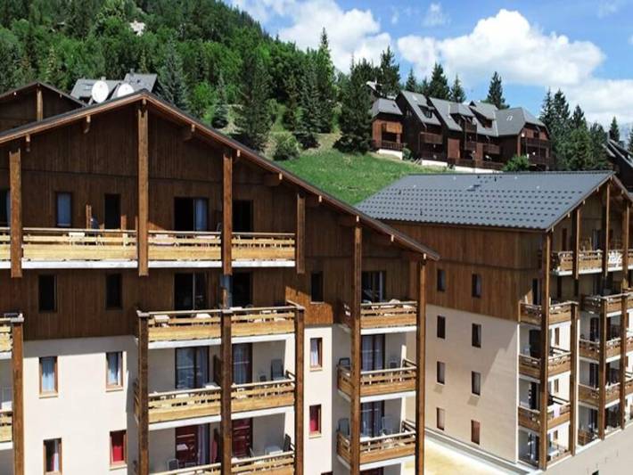 Location de vacances pour 6 personnes, avec piscine et sauna, adapté aux familles à Pra-Loup