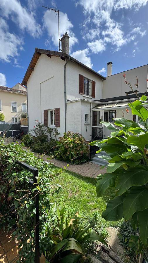 Maison d'hôte Augeard in Colombes, Hauts-de-Seine