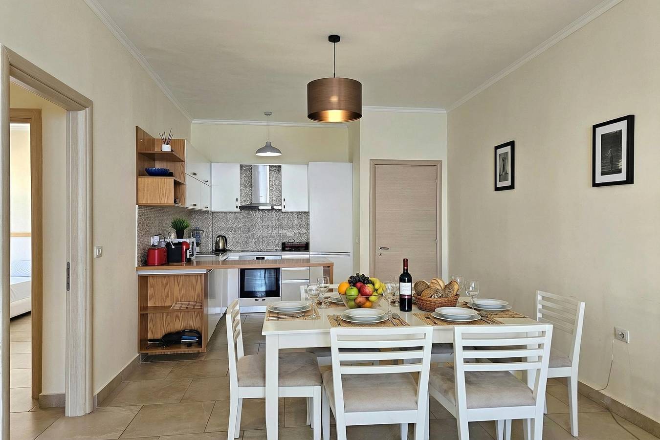 Ganze Wohnung, Happy Stay Vincent - 270 /w Sea View Balcony in Sarandë, Vlorë