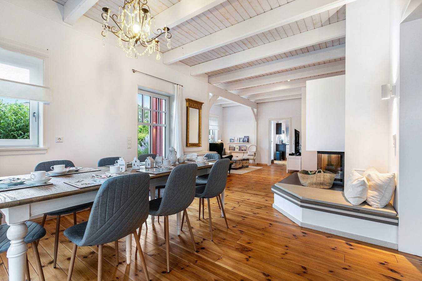 Wunderschönes Ferienhaus 'Tine und Clara' mit großem Garten, Kamin, wenige Minuten zum Strand! in Ringsberg, Flensburger Förde