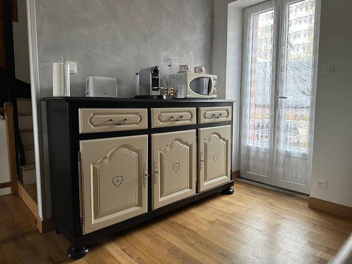 Gîte pour 6 personnes, avec terrasse à Planchez - 2