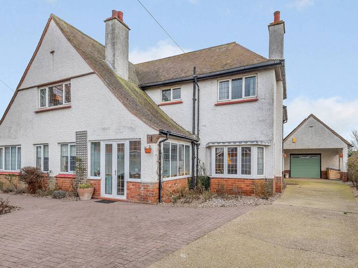 Cottage for 8 people, with garden in Sutton on Sea