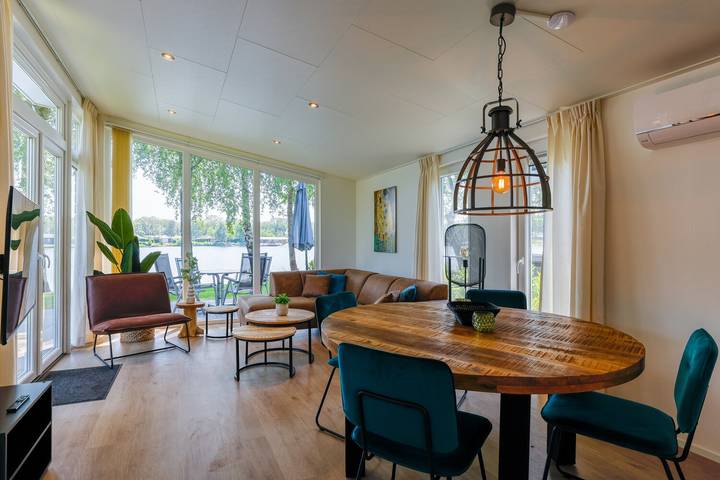 Ferienhaus für 4 Personen, mit Balkon/Terrasse und Terrasse sowie Garten und Seeblick in Overijssel - 2