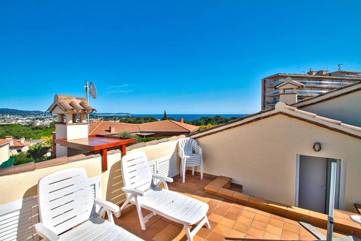 Villa pour 6 personnes, avec piscine ainsi que terrasse et jardin à Sant Feliu de Guíxols - 4
