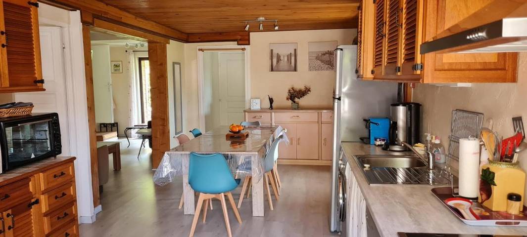 Location de vacances pour 8 personnes, avec vue et jardin, animaux acceptés à Saint-Rambert-en-Bugey - 2