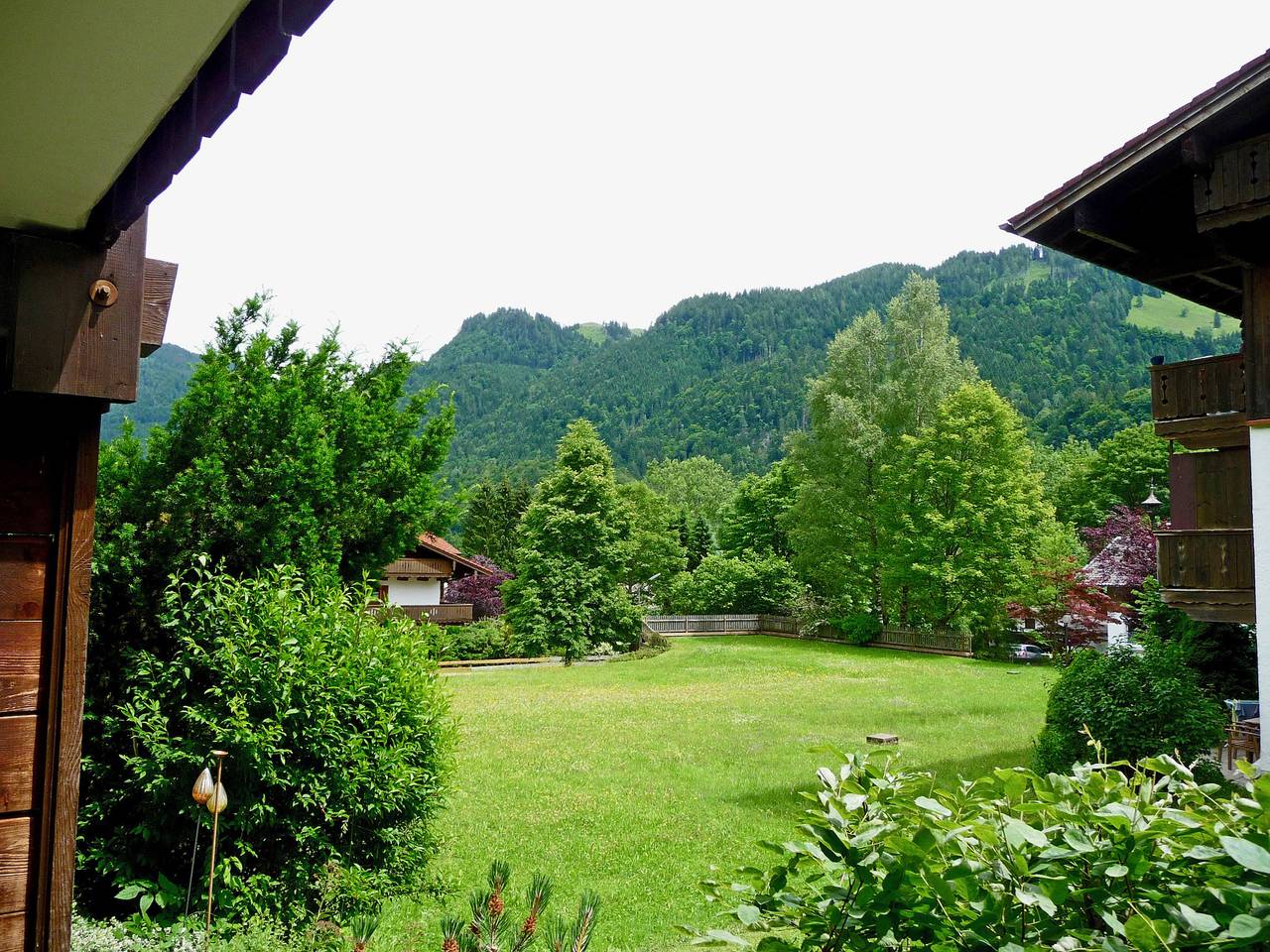 Ganze Ferienwohnung, Ciao-aschau Sachrang-Haus Spitzstein Ap04 Angelika - Ferienwohnung 52 qm mit separatem Schlafzimmer und Terrasse in Sachrang, Aschau im Chiemgau