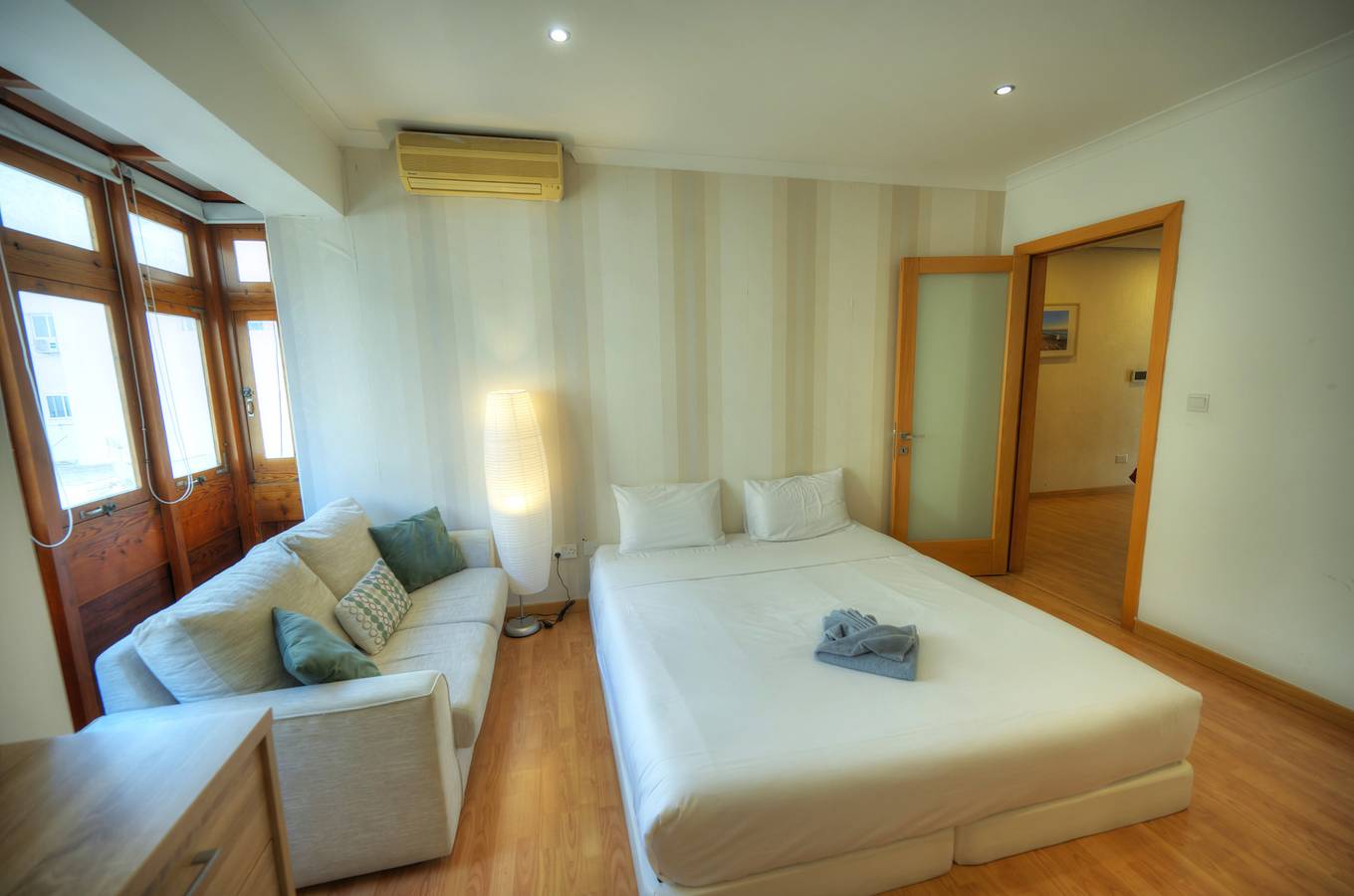 Entire apartment, Holiday apartment for 5 people with terrace in Tas-Sliema, Malta Island