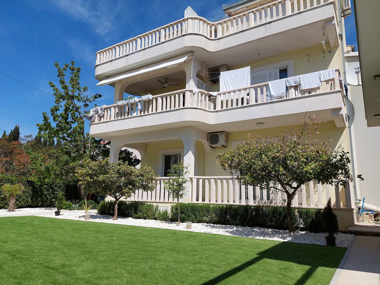 Ganze Wohnung, 1-Zimmer-Ferienwohnung mit Balkon Kastel Luksic, Kastela A-25382-a in Kastel Luksic, Kaštela
