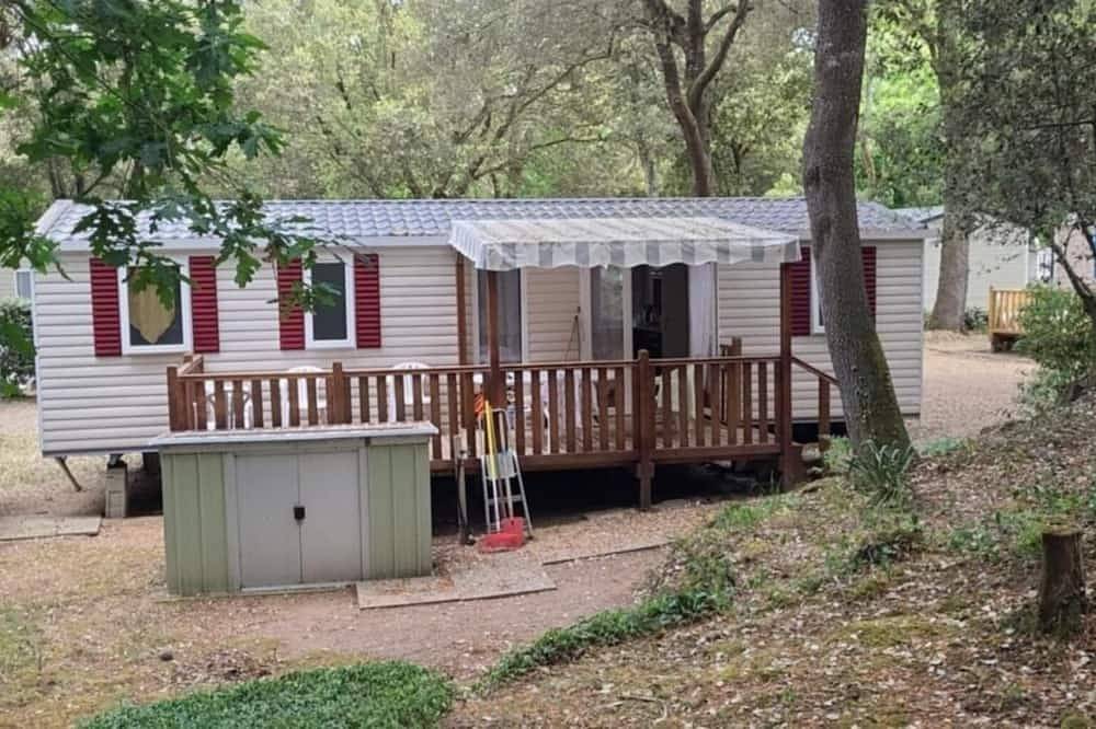 Location mobilhome 3 chambres 1 canapé 2sb 2 Wc terrasse semi couverte in Saint-Brevin-les-Pins, Côte de Jade