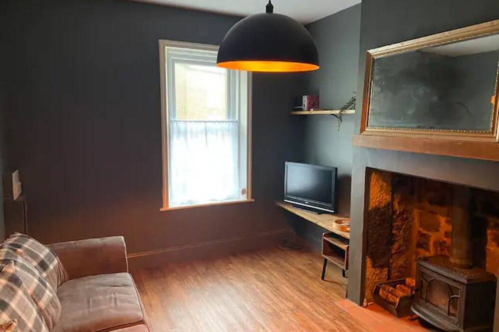 The Cranny - Superbly Renovated 2 Bed House in Central Morpeth in Morpeth, Northumberland