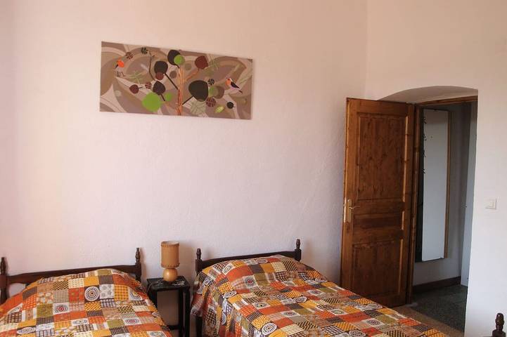 Gîte pour 6 personnes, avec terrasse à Occhiatana - 2