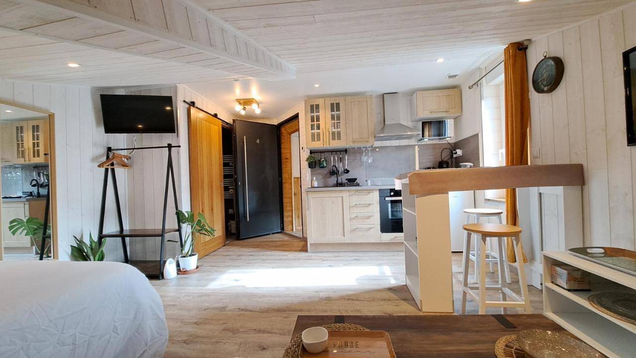 Appartement entier, Chambre Double Standard in Châteaubriant, Région de Châteaubriant