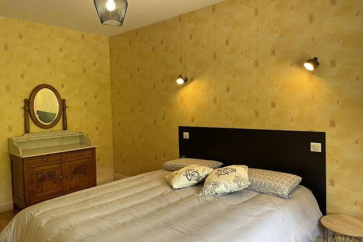 Gîte pour 4 personnes, avec jardin à Lavoine - 4