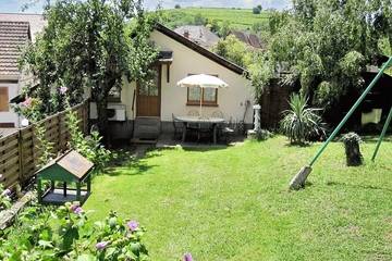 Gîte pour 4 personnes, avec jardin à Ingersheim