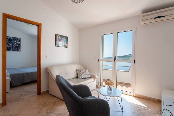 Ferienwohnung für 5 Personen, mit Balkon/Terrasse, mit Haustier auf Pag - 4