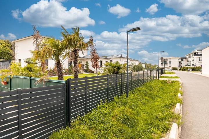 Gîte pour 4 personnes, avec vue et jardin à Ferrières-en-Brie