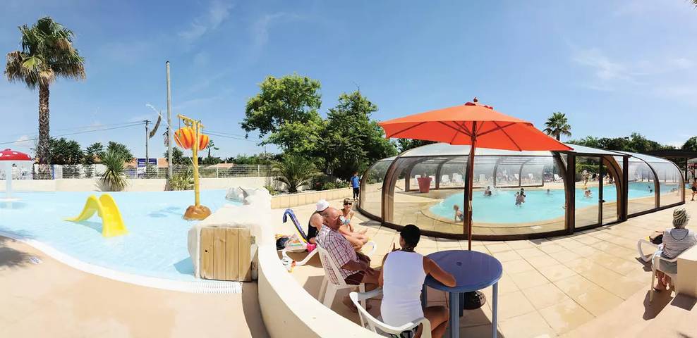 Camping pour 4 personnes, avec terrasse et piscine, animaux acceptés à Saint-Georges-d'Oléron - 4