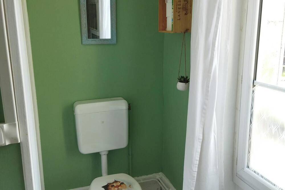 Chambre d Hôte Chez Aude et Xavier in Lévignen, Río Oise