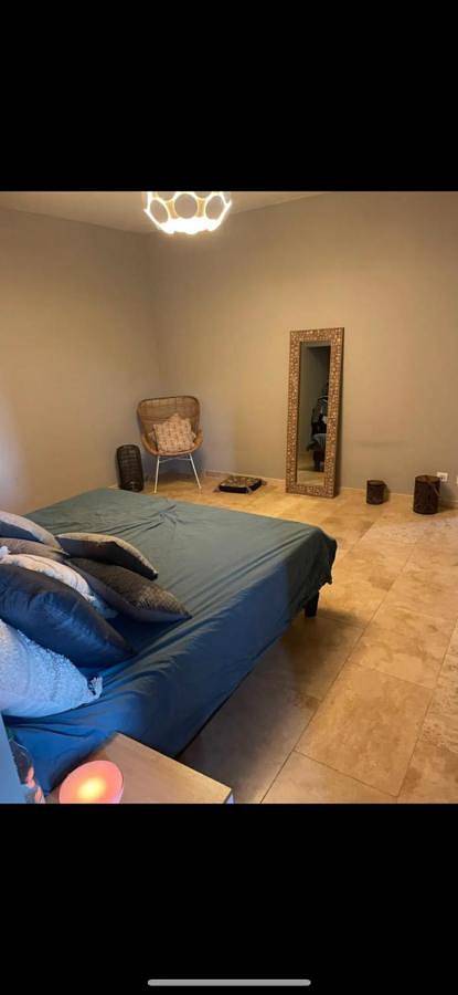 Gîte pour 2 personnes, avec piscine ainsi que jardin et vue à Bouchet - 3