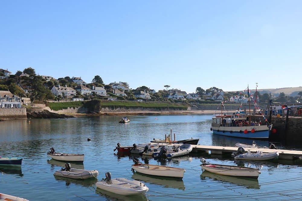 Pier Cottage, St. Mawes in St Mawes, Cornwall