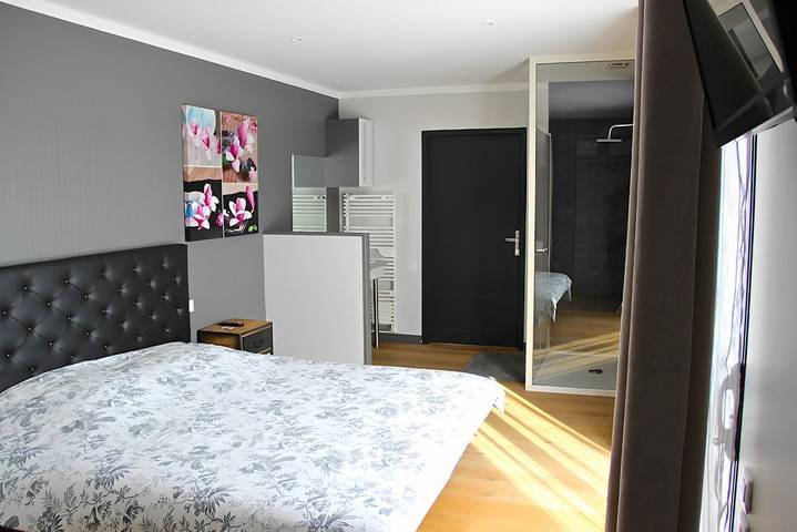 Cottage pour 2 personnes, avec terrasse à Lherm