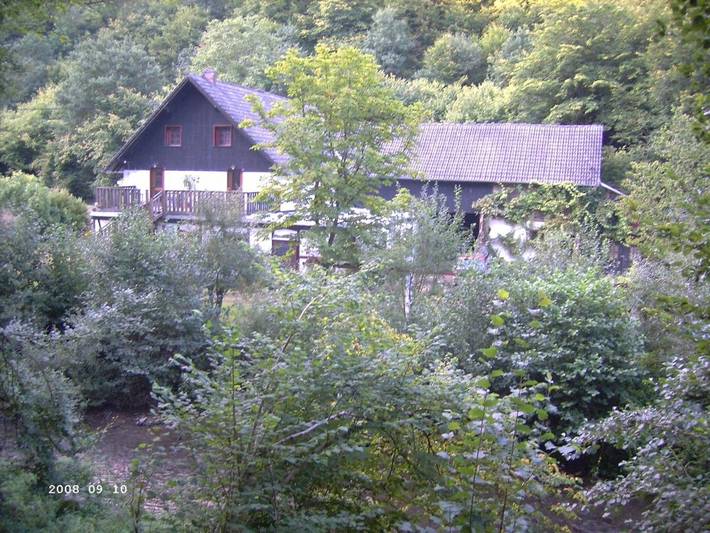 Ferienwohnung für 4 Personen, mit Terrasse und Garten sowie Ausblick in Lutzerath