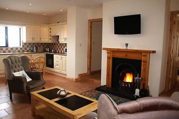 Holiday Apartment for 6 People in Claddaghduff, Connacht, Photo 4