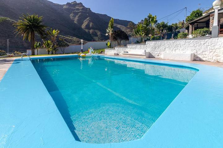 Casa de huéspuedes para 4 personas, con piscina además de balcón y vistas en Gran Canaria