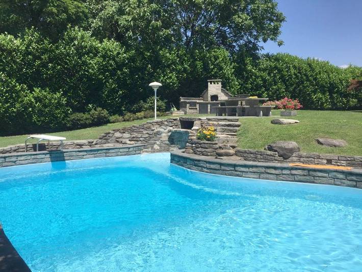 Villa per 7 persone, con Terrazza e Giardino nonché Piscina e Panorama a Lesa
