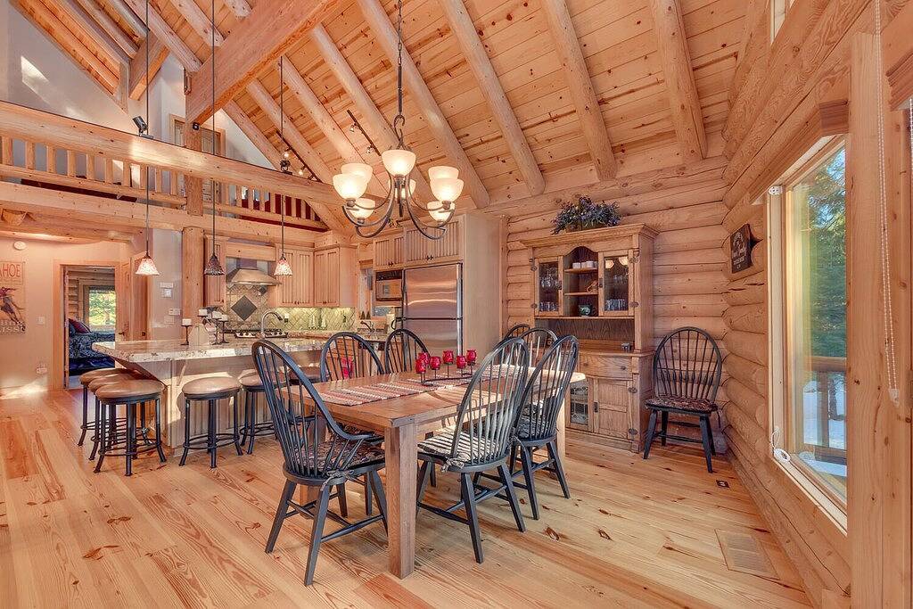 Lodgepole by Tahoe Getaways - Dog Friendly Tahoe Donner 3Br w Hot Tub & Hoa in Truckee, Donner Lake