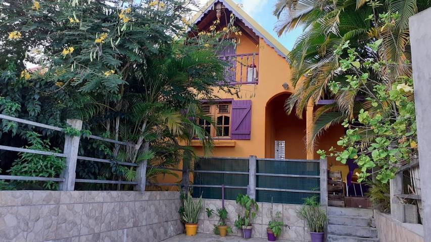 Location de vacances pour 4 personnes, avec balcon et piscine à Capesterre-Belle-Eau - 2