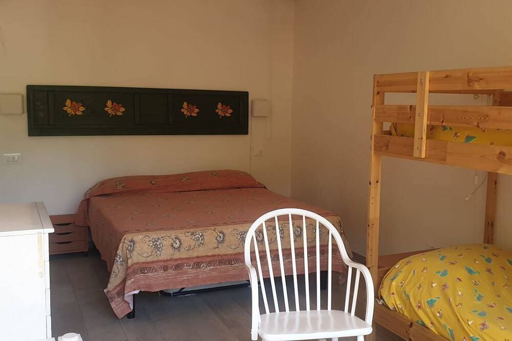 Ganze Wohnung, Casa vacanze Fanny - Casa vacanza Fanny in Spiaggia Fetovaia, Campo nell'Elba