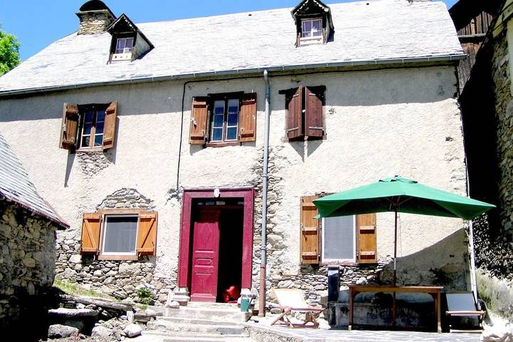 Chalet pour 12 personnes, avec Terrasse et Jardin à Bagnères-de-Luchon