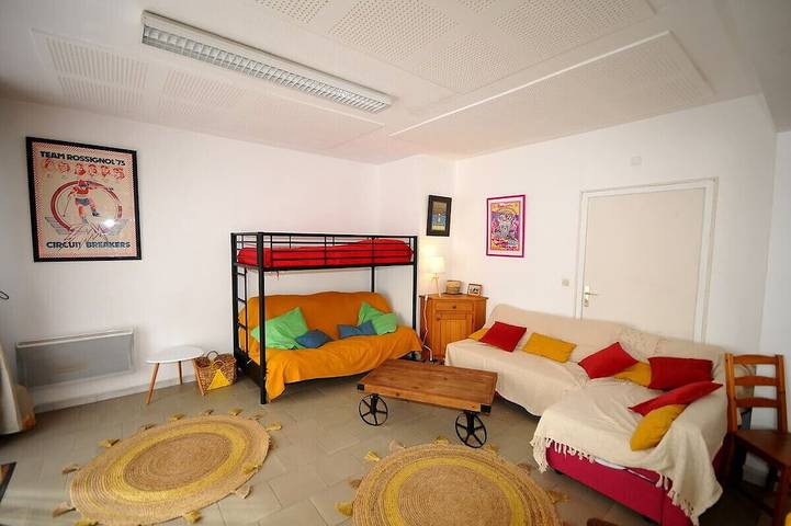 Ferienwohnung für 8 Personen, mit Pool und Garten - 1