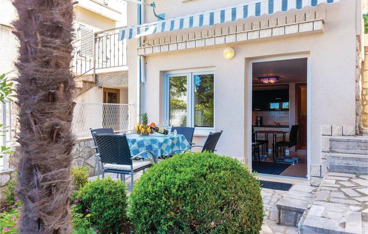 Ferienwohnung für 4 Personen, mit Terrasse in Selce - 3