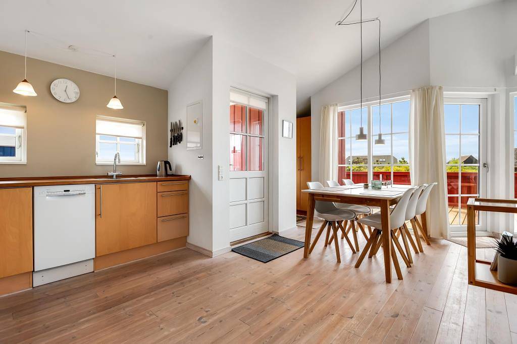 Gemütliches Ferienhaus in der Nähe des Hafens und des Fjords in Nr. Lyngvig in Nørre Lyngvig, Hvide Sande