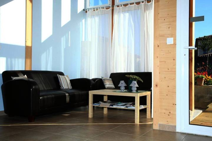 Gîte pour 3 personnes, avec jardin et piscine à Rillieux-la-Pape - 3