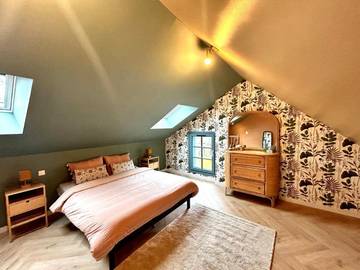 Gîte pour 2 personnes, avec jardin ainsi que terrasse et vue à Moulins-le-Carbonnel