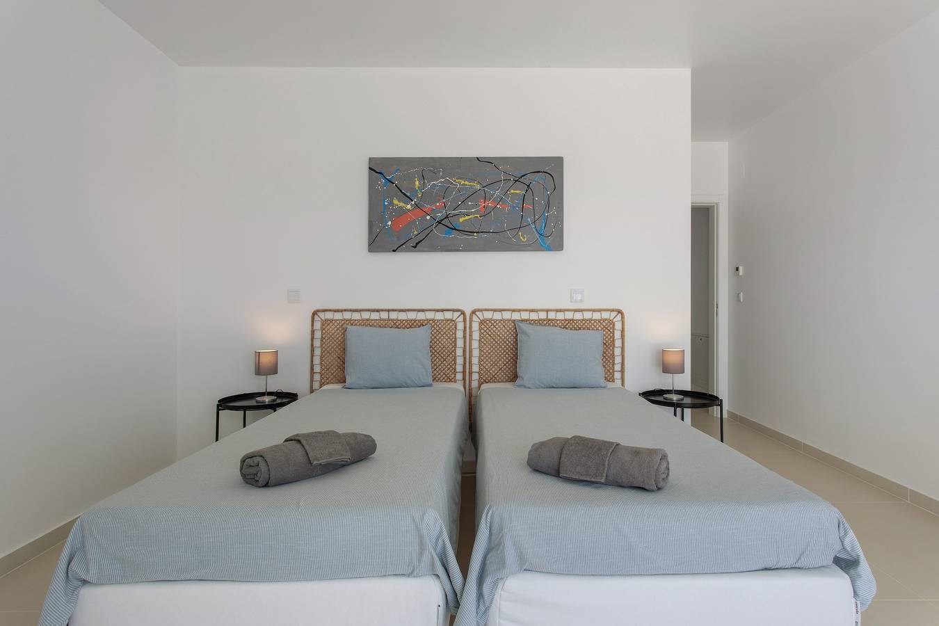 Zimmer 'Moon' mit Bergblick, gemeinschaftlichem Pool und Wlan in Lourinhã, Lissabon Distrikt