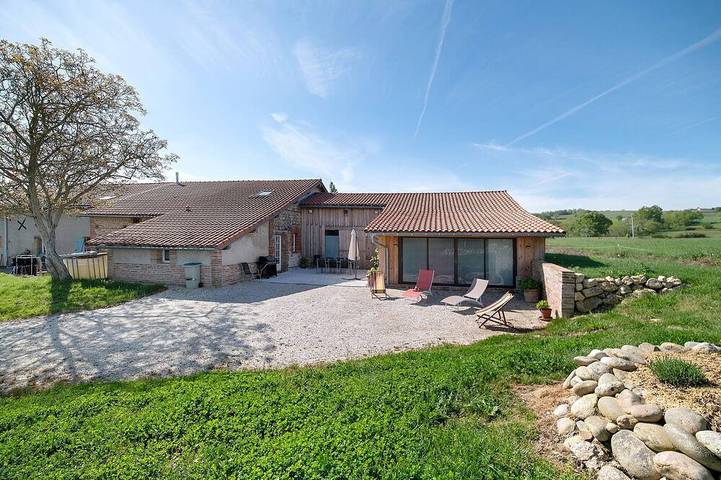 Location de vacances pour 6 personnes, avec jardin et terrasse à Saverdun