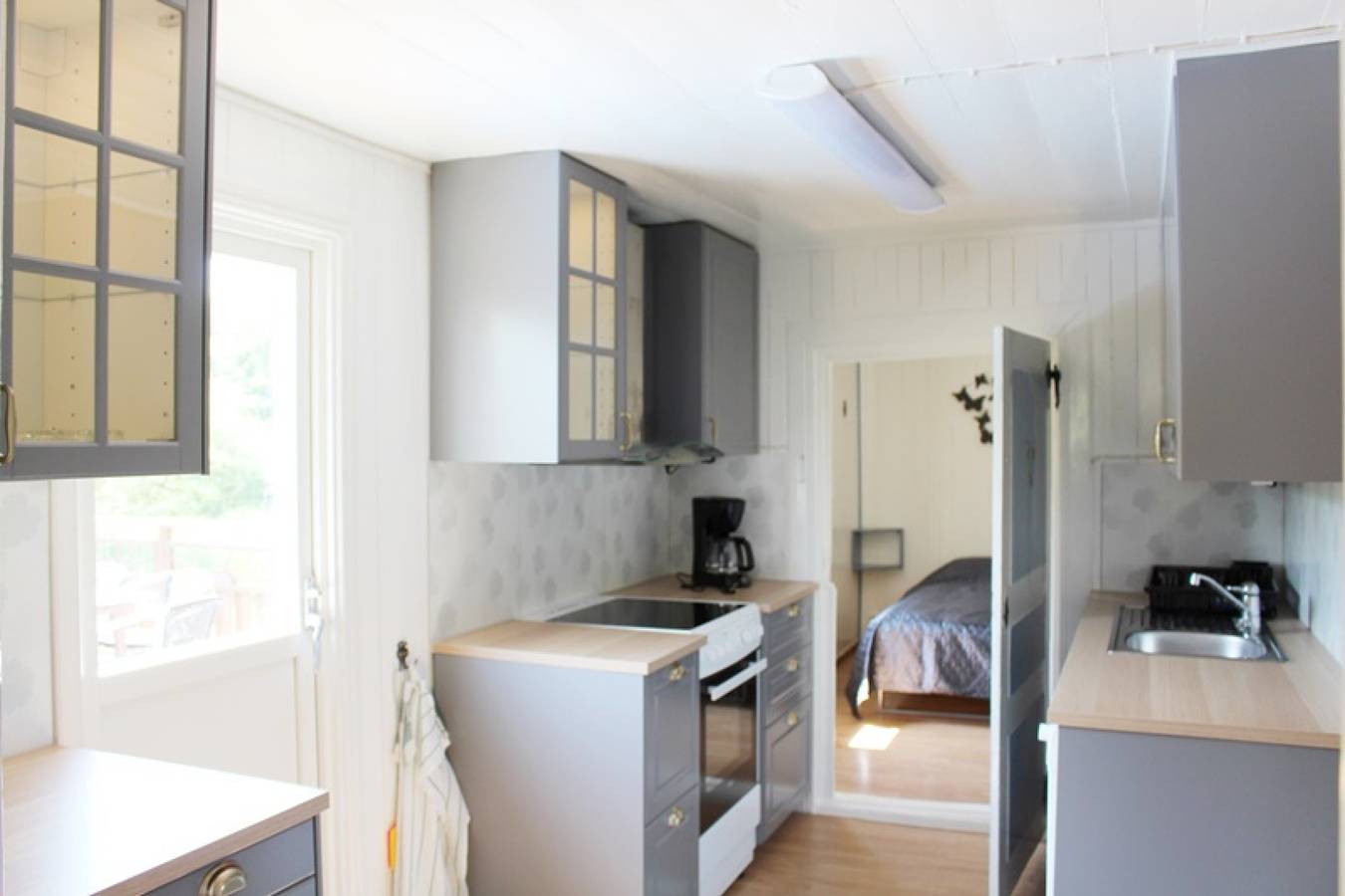 Grosses Komfort-Ferienhaus mit privatem pool , Motorboot und Seeblick in Kronoberg