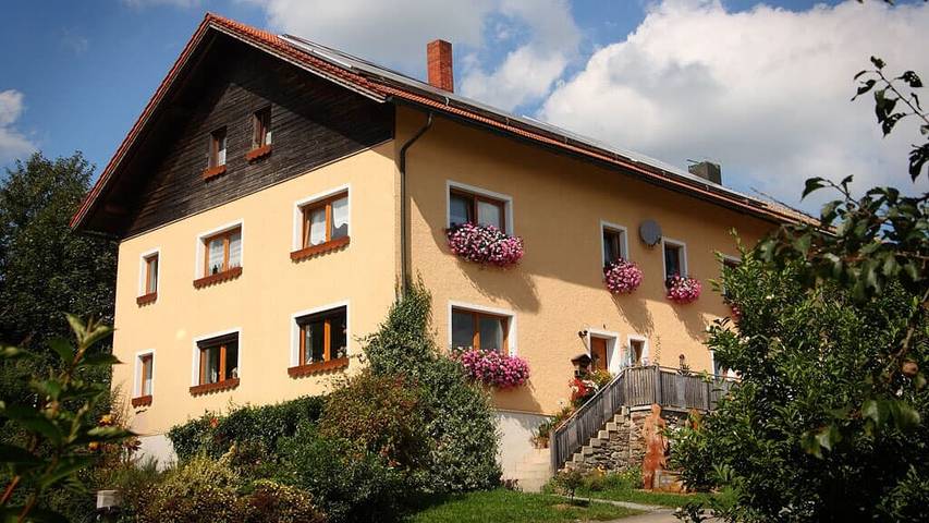 Bauernhof für 4 Personen, mit Balkon/Terrasse und Whirlpool sowie Terrasse und Garten in der Oberpfalz - 4