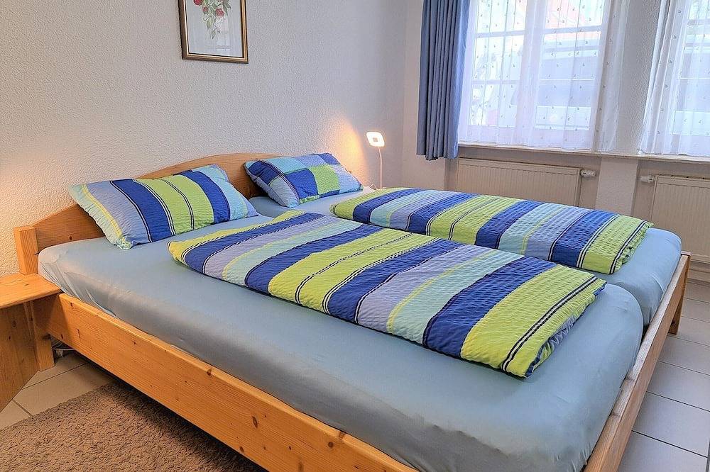 Ganze Wohnung, Ferienwohnungen Dürringer\n2-Zimmer-Wohnung Hegau, 70 qm, 6 km zum Bodensee in Owingen, Bodenseekreis