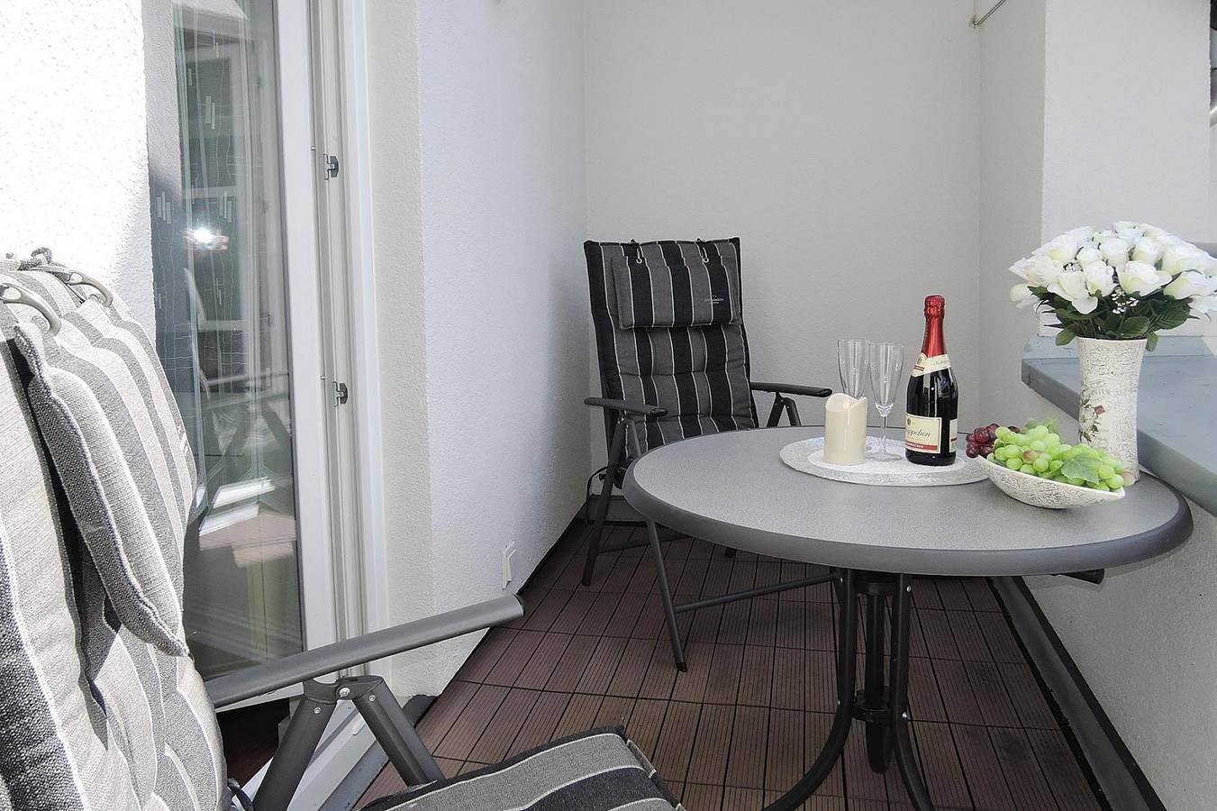 Ganze Wohnung, Wohnung in Eifel mit Terrasse und Natur in Lissendorf, Vulkaneifel