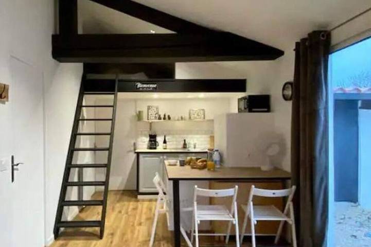 Location de vacances pour 6 personnes, animaux acceptés à Le Fenouiller