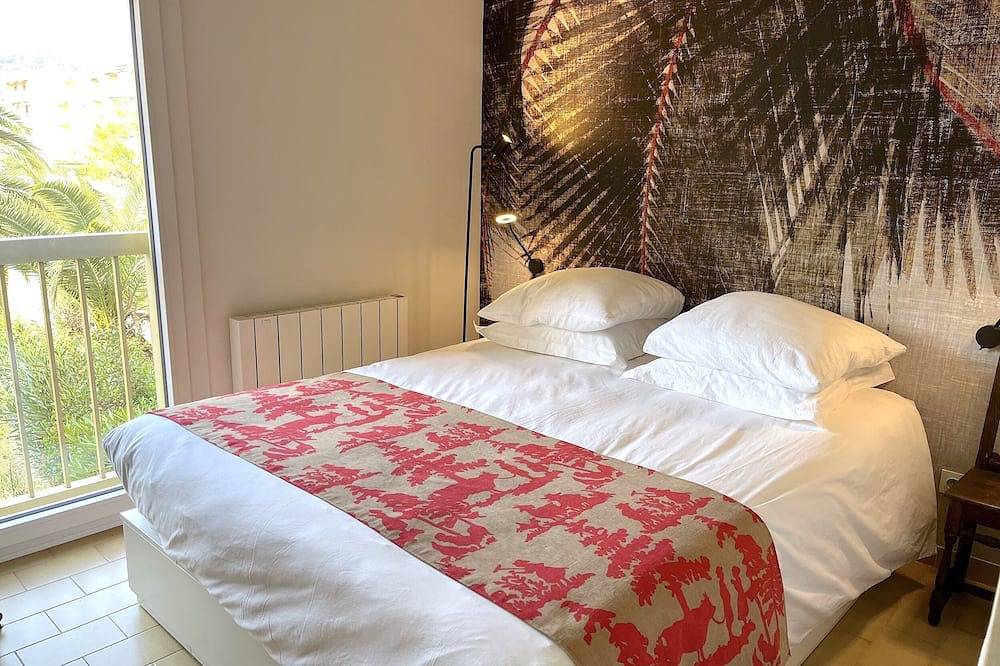 Entire apartment, L'Appartement Magnolia in Golfe-Juan, Vallauris