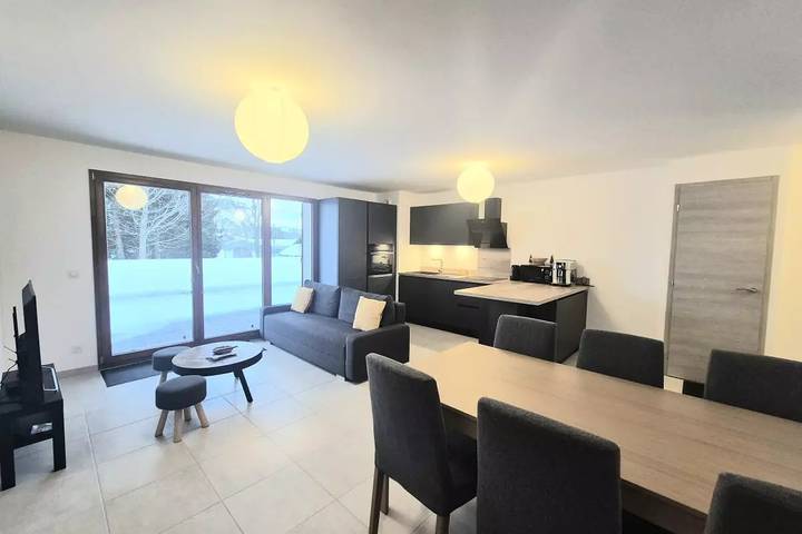 Appartement de vacances pour 4 personnes, avec terrasse, animaux acceptés