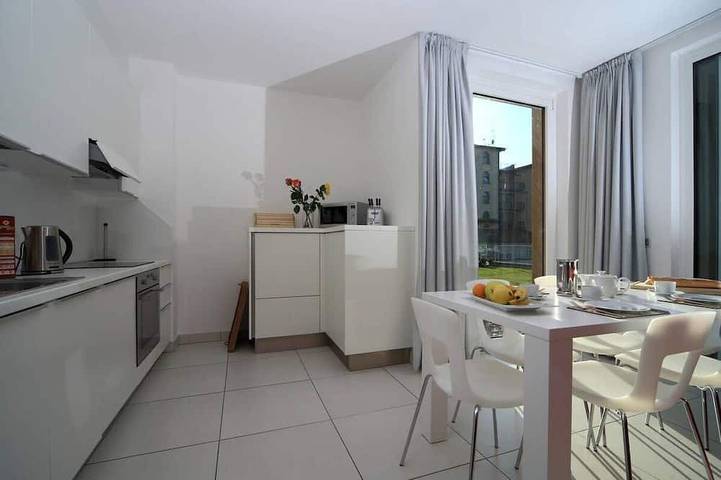 Ferienwohnung für 4 Personen, mit Balkon und Garten sowie Whirlpool und Pool - 1