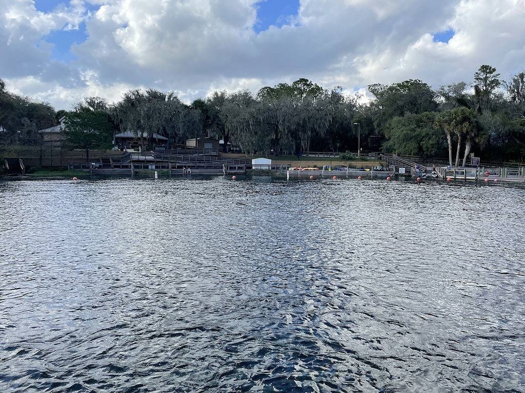 “Divers Inn” on The Rainbow River in Marion County (FL)