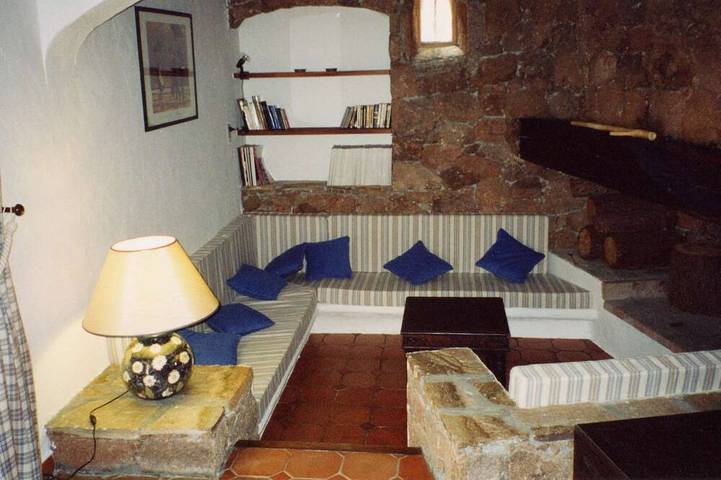 Location de vacances pour 10 personnes, avec jardin ainsi que jacuzzi et balcon dans Plage de Saint Cyprien (Lecci) - 2